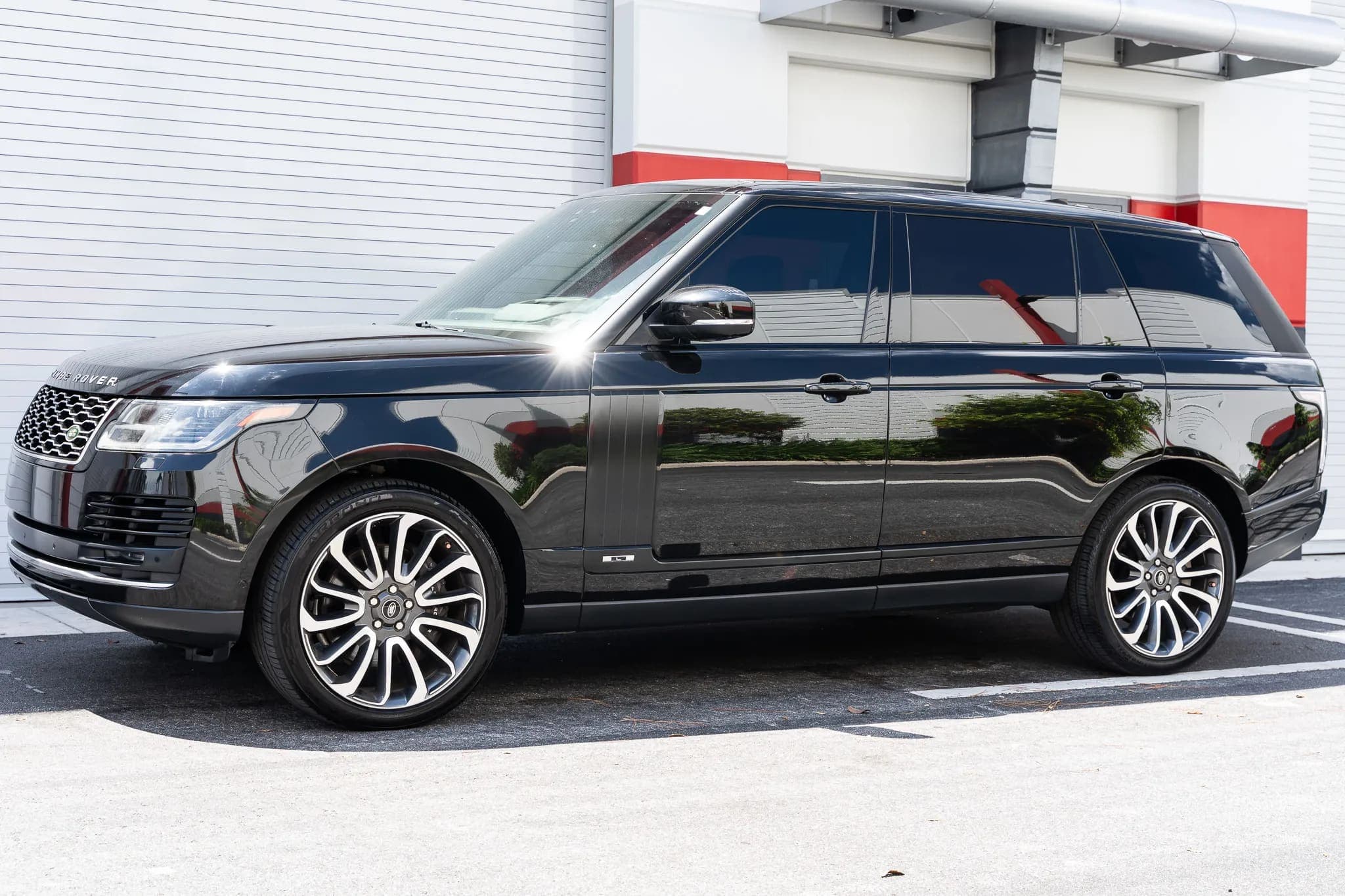 2018 Land Rover Range Rover Supercharged LWB, view