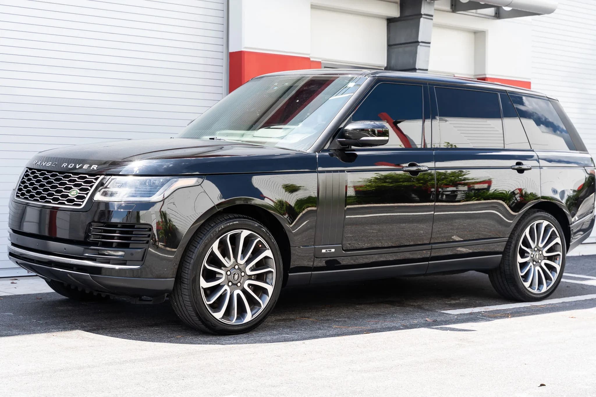2018 Land Rover Range Rover Supercharged LWB, view