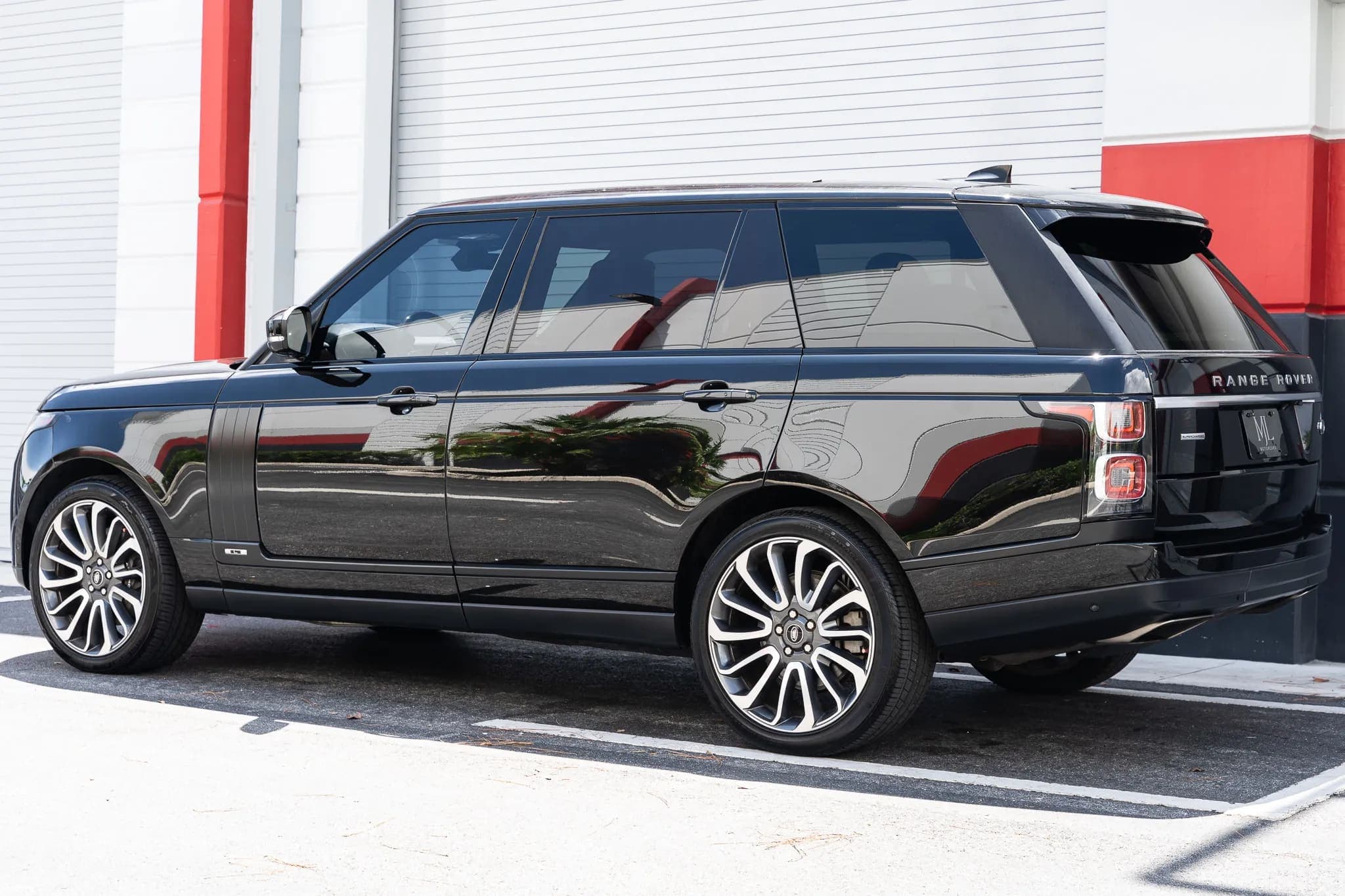 2018 Land Rover Range Rover Supercharged LWB, view