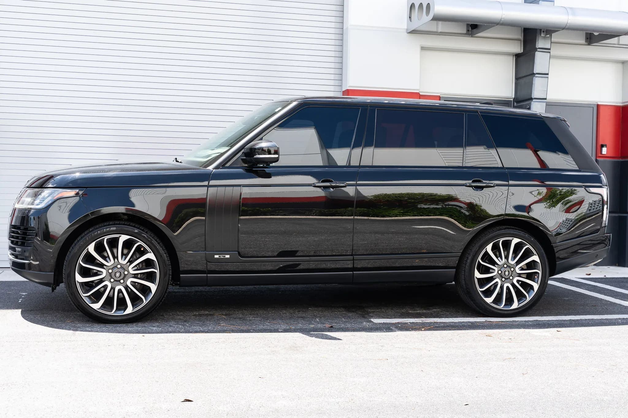 2018 Land Rover Range Rover Supercharged LWB, view