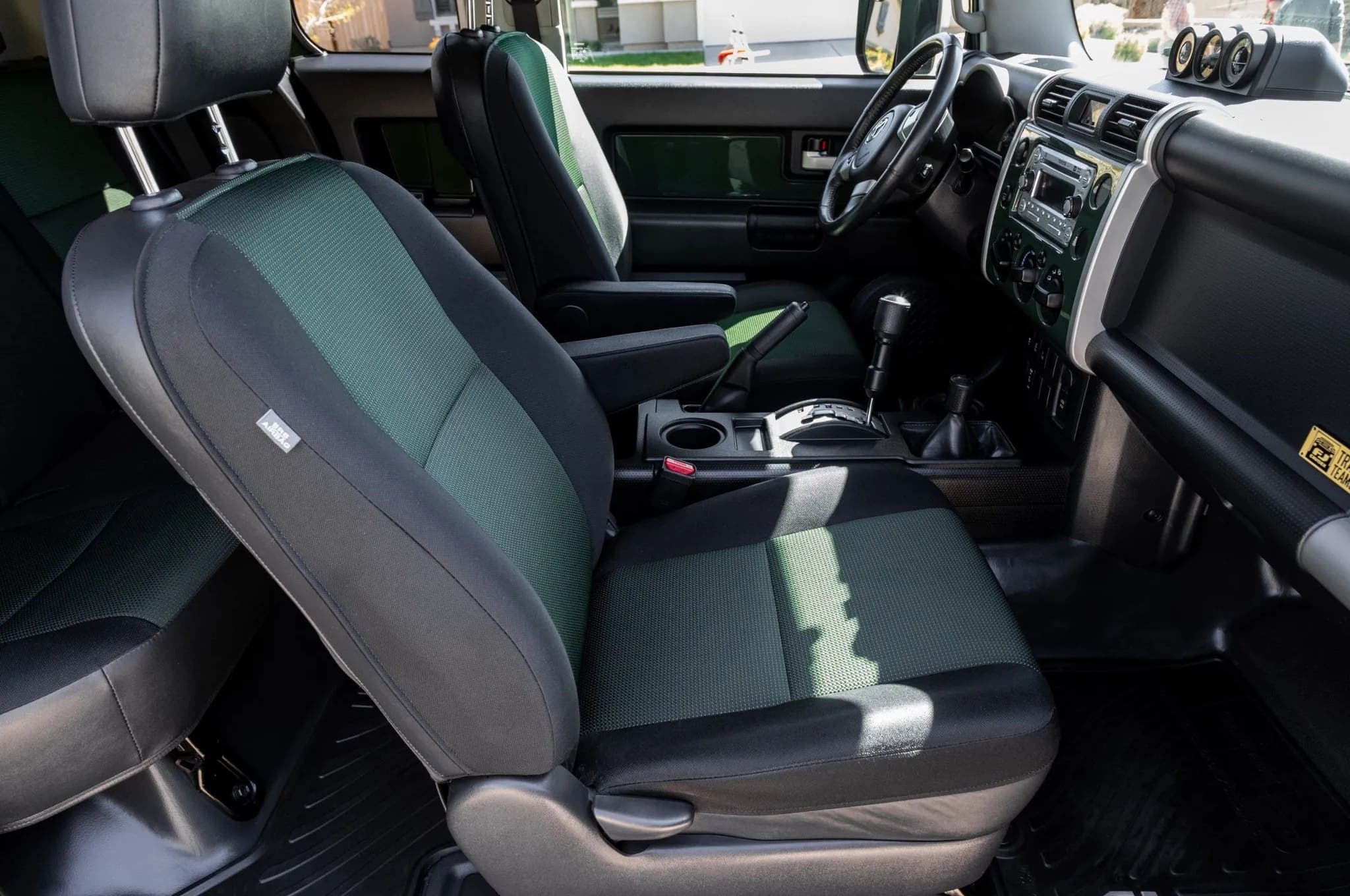 2011 Toyota FJ Cruiser Trail Teams Special Edition, view