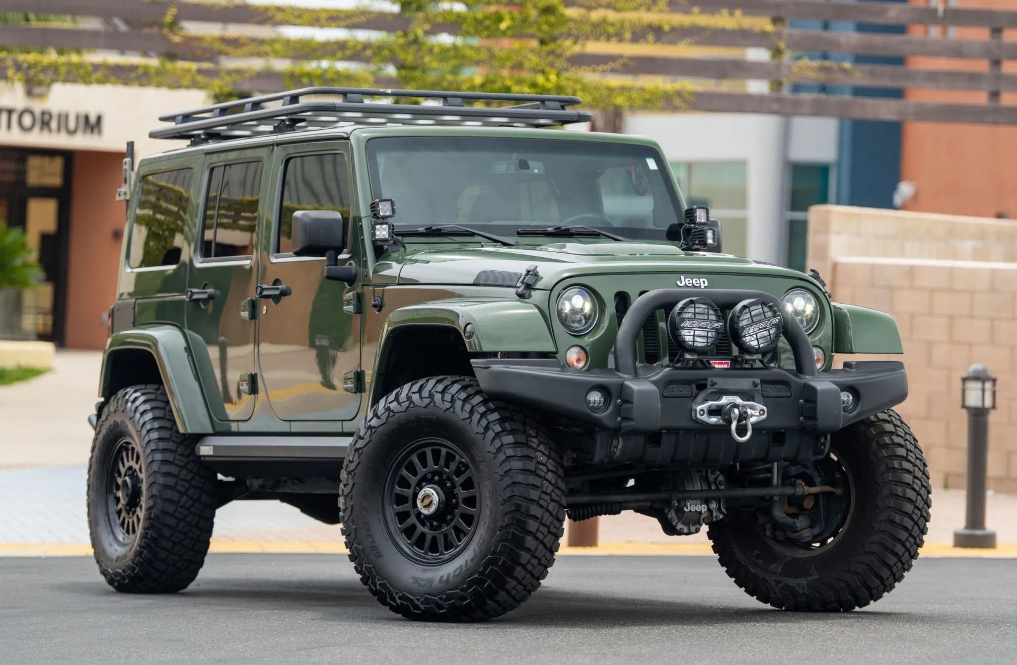 Jeep Wrangler Unlimited Rubicon AEV Filson Edition, view 1