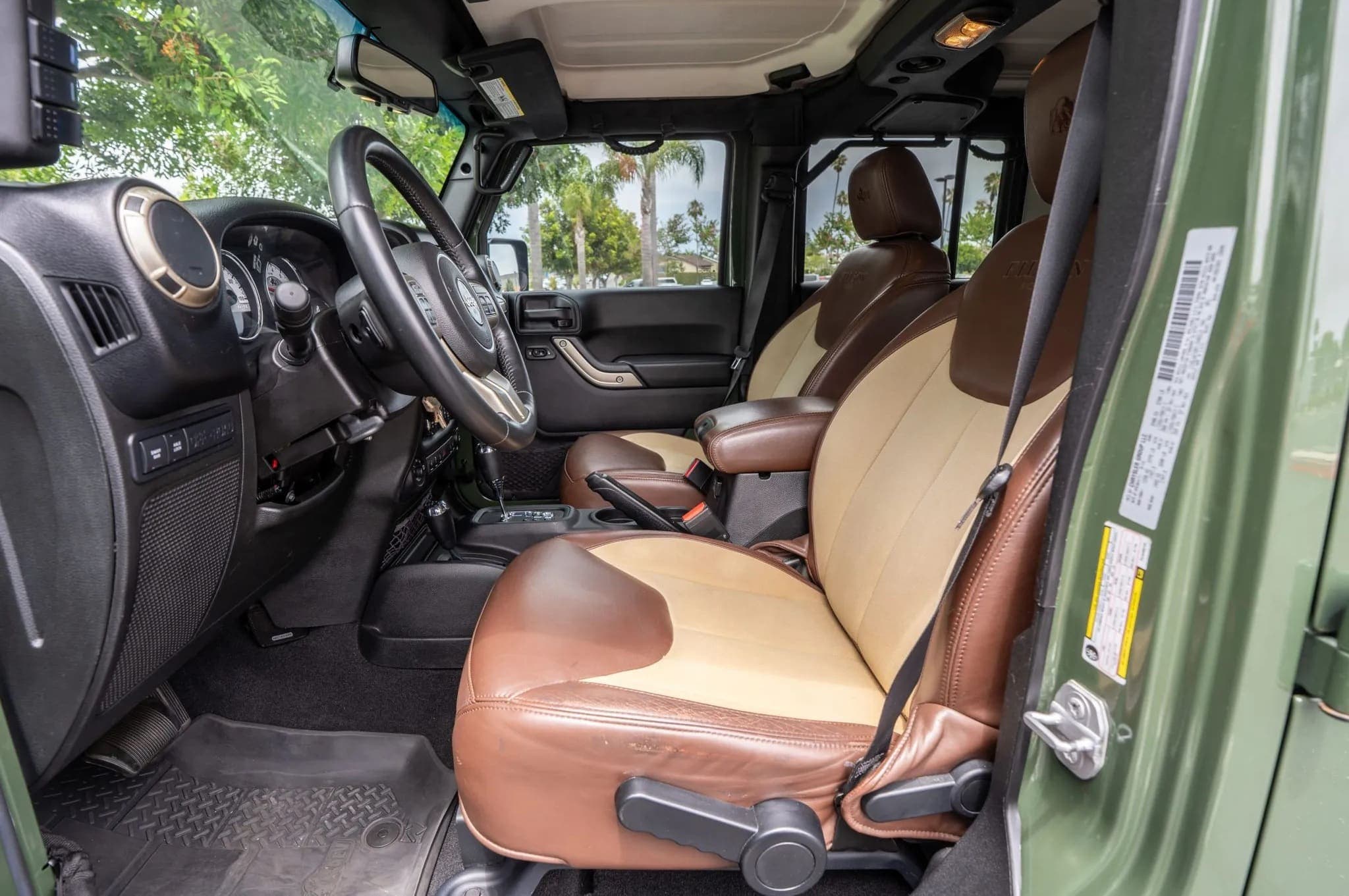 Jeep Wrangler Unlimited Rubicon AEV Filson Edition, view