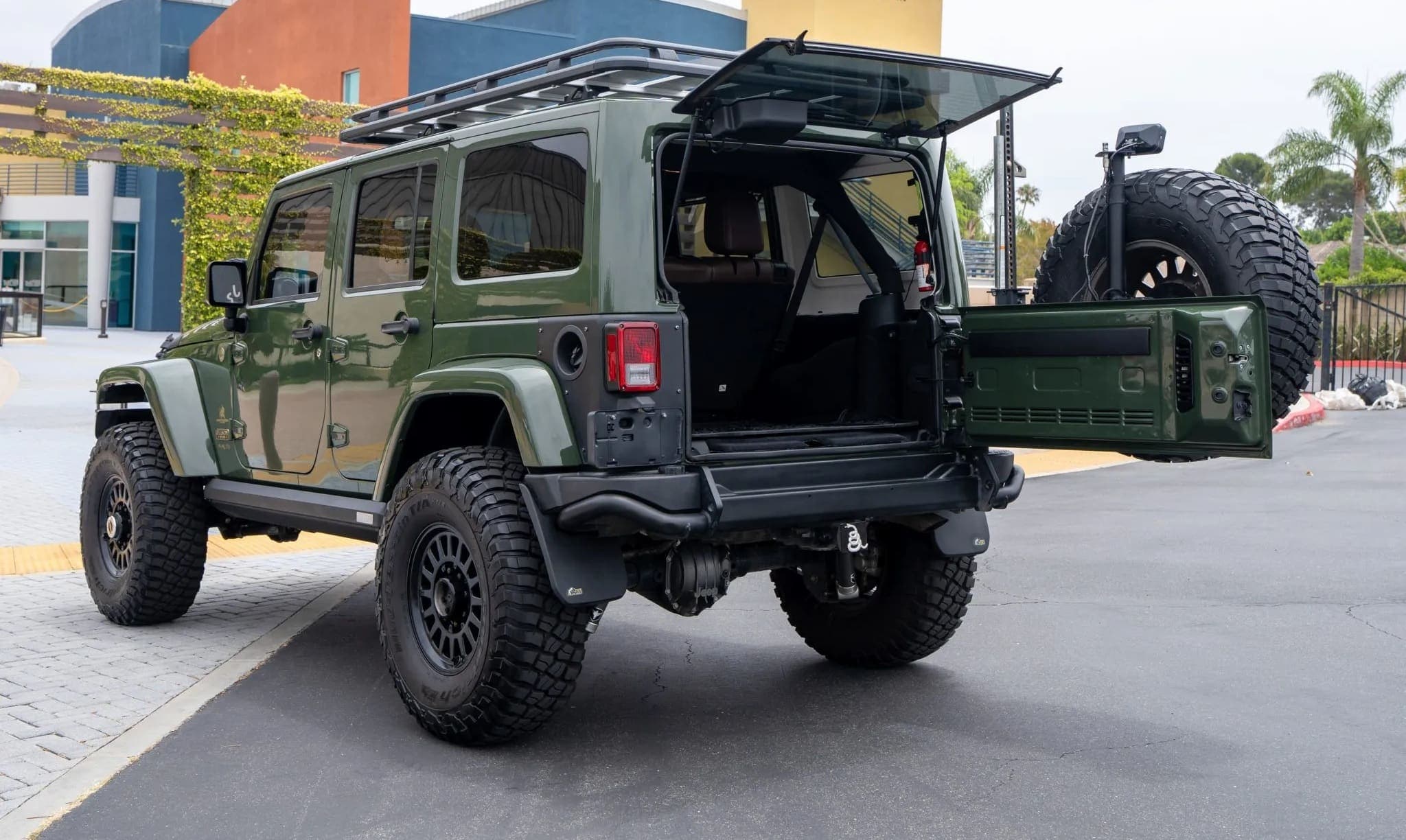 Jeep Wrangler Unlimited Rubicon AEV Filson Edition, view