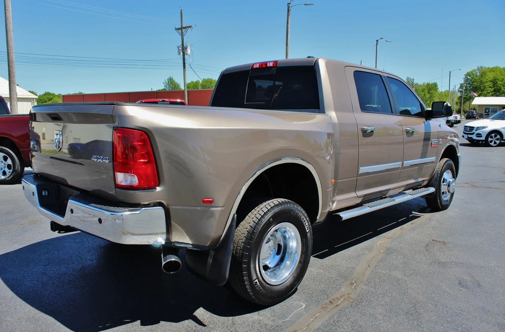 2010 Dodge Ram 3500 SLT Mega Cab Big Horn Cummins Dually 4×4 6-Speed, view