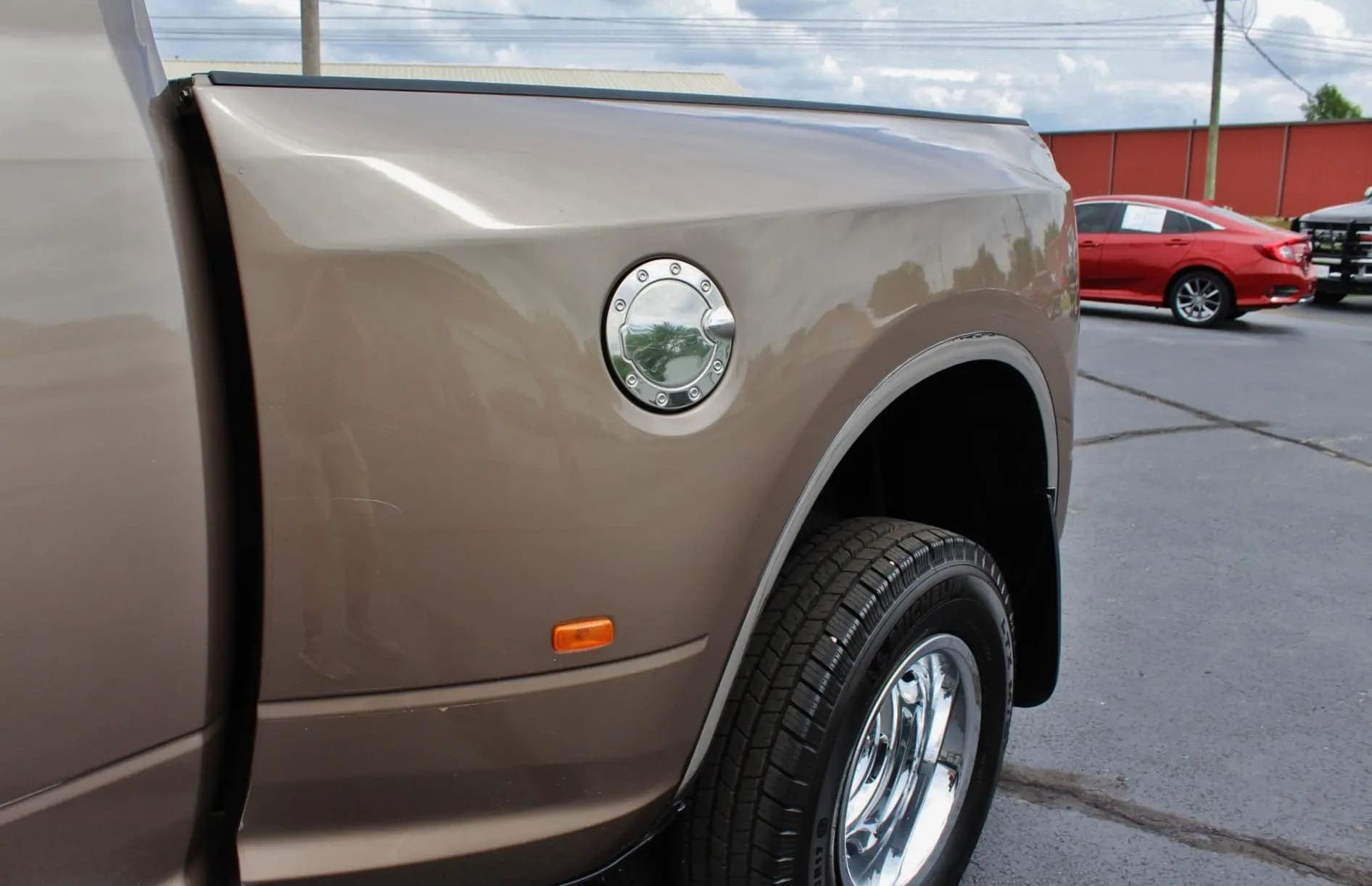 2010 Dodge Ram 3500 SLT Mega Cab Big Horn Cummins Dually 4×4 6-Speed, view