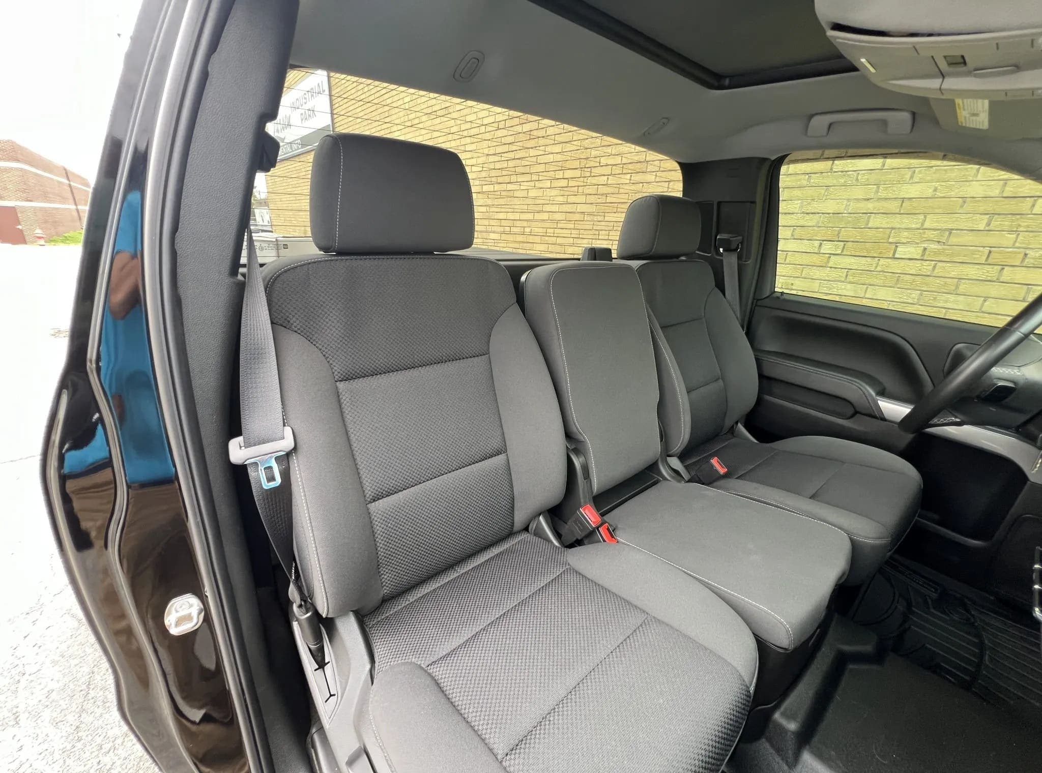 Twin-Turbocharged 2018 Chevrolet Silverado 1500 LT Z71 4×4, view