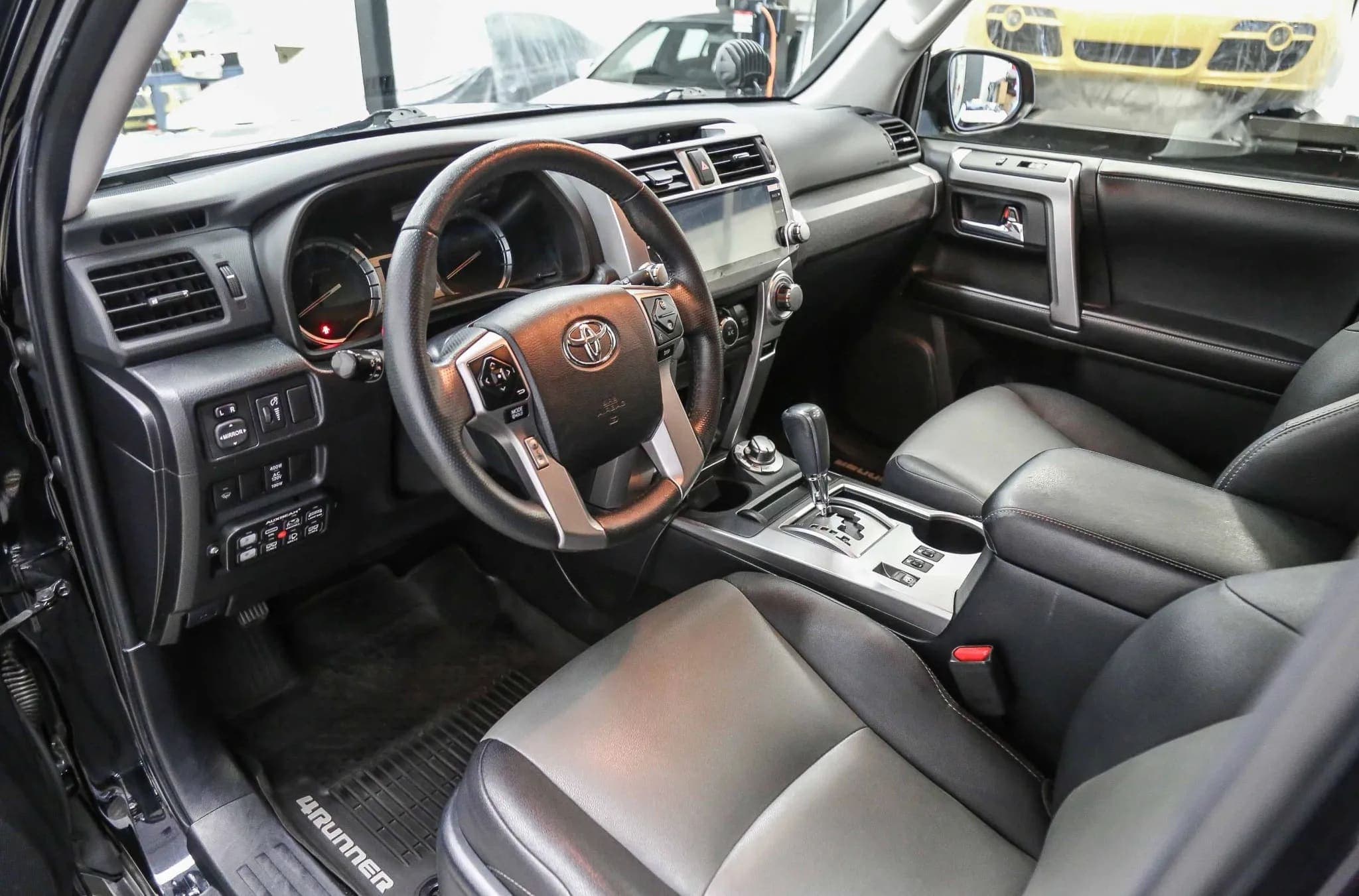 2018 Toyota 4Runner SR5 Premium 4×4, view