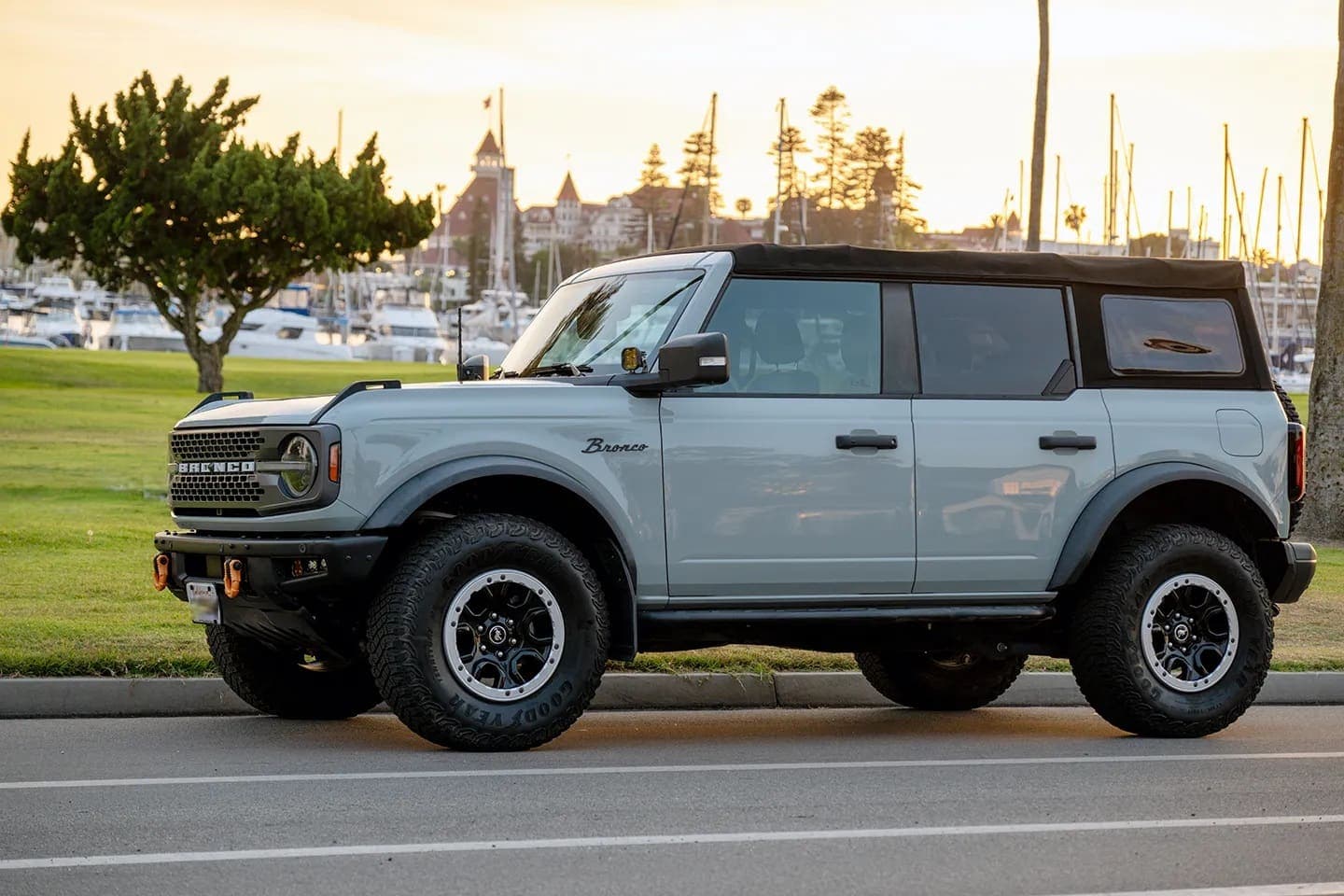 2021 Ford Bronco Badlands V6, view