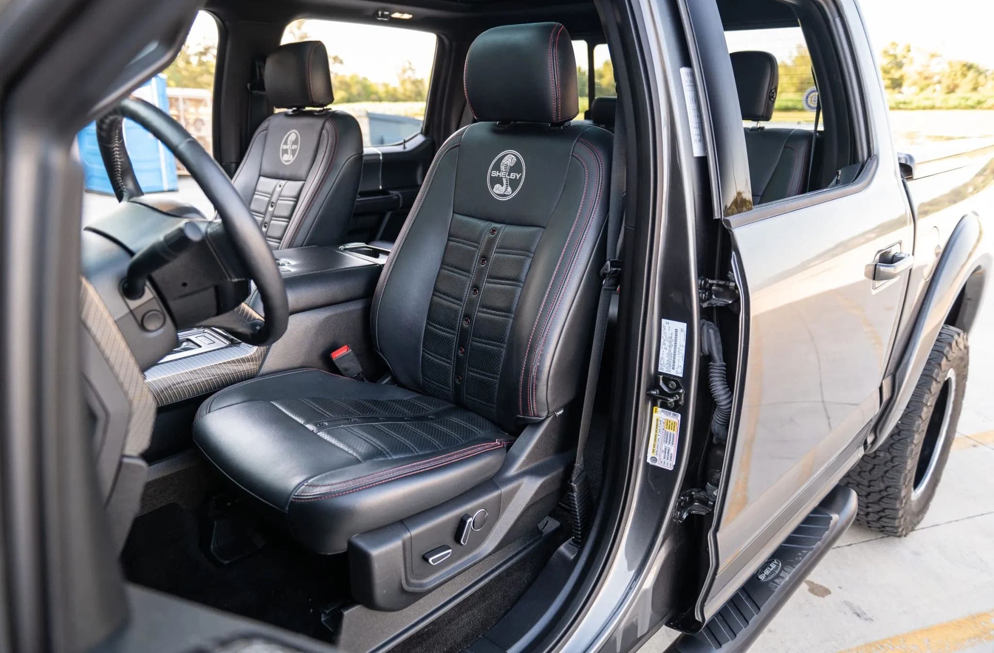 Ford Shelby F-150 Super Crew 4×4, view