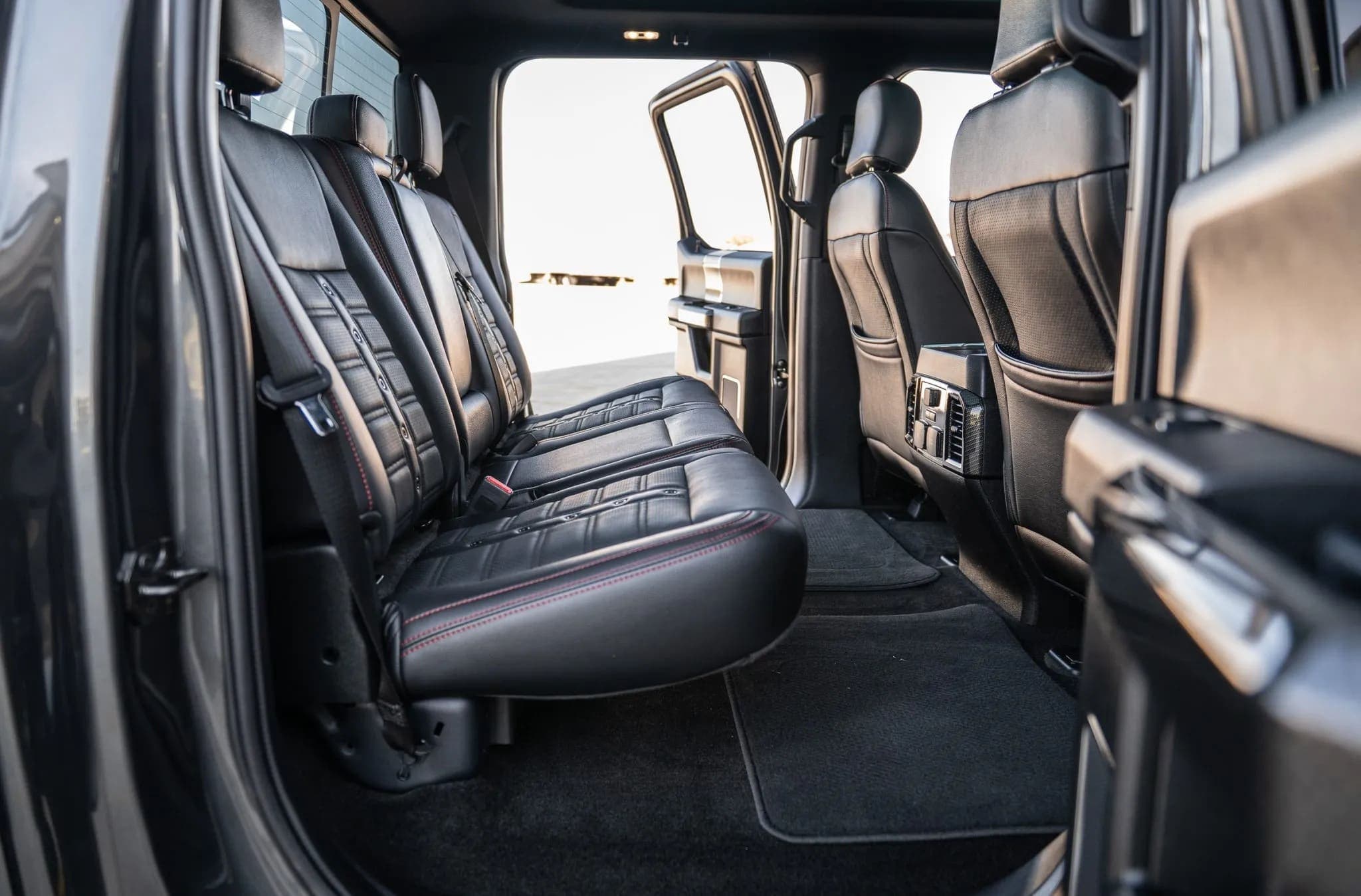 Ford Shelby F-150 Super Crew 4×4, view