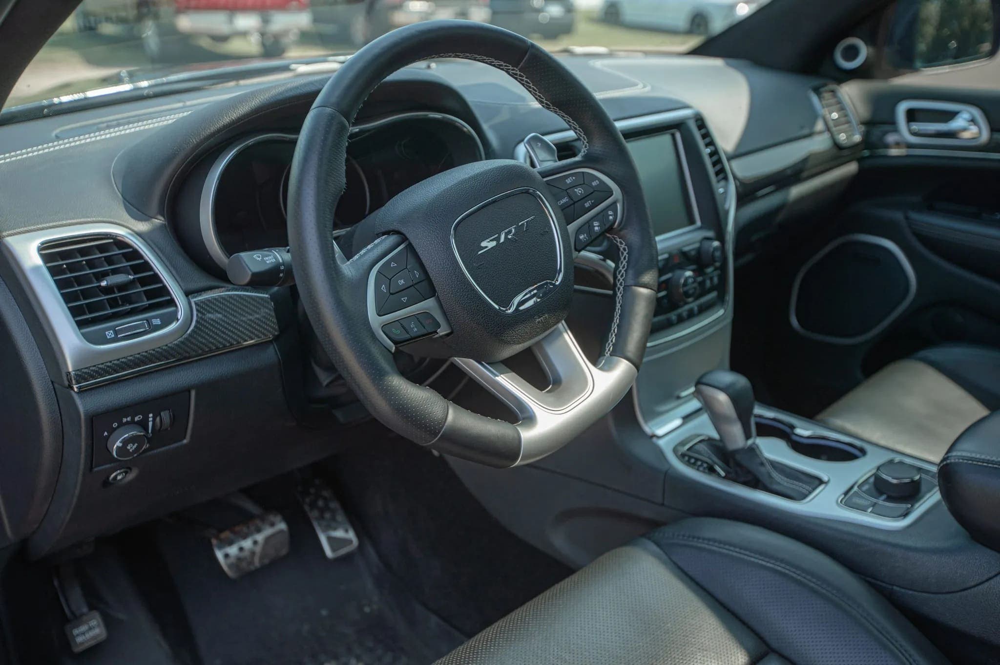 9k-Mile 2016 Jeep Grand Cherokee SRT Night, view