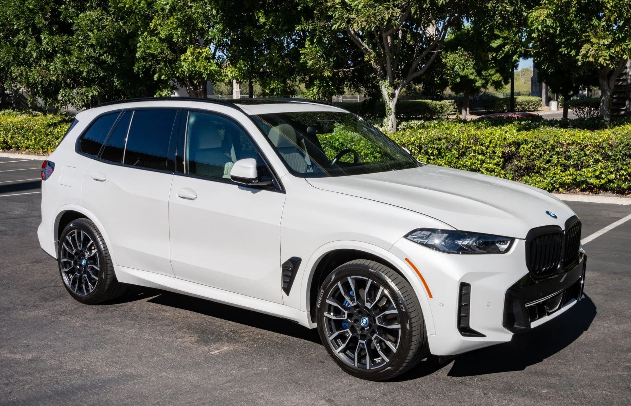 BMW X5 xDrive50e M Sport, view
