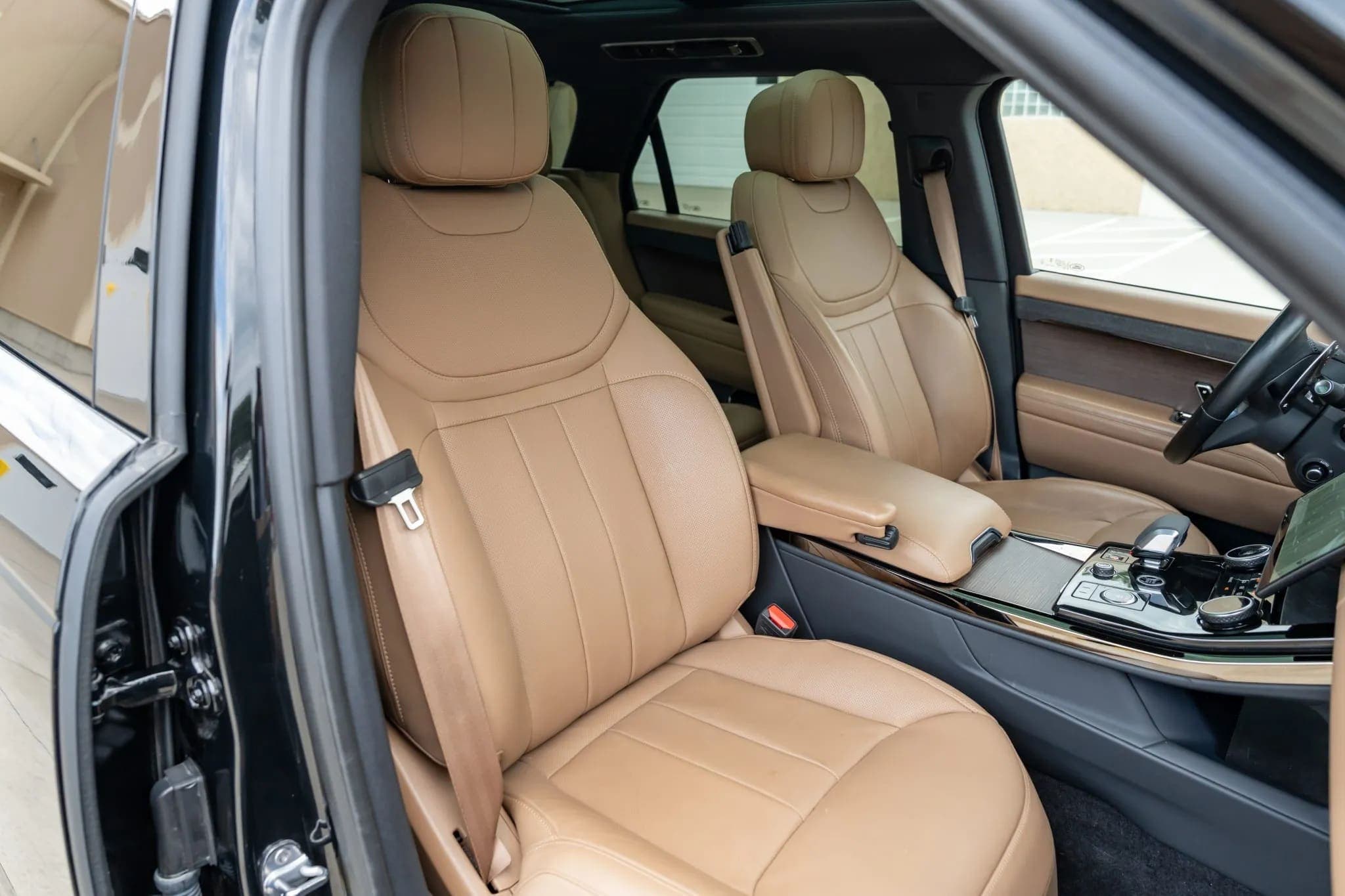 2023 Land Rover Range Rover Sport P360 SE, view