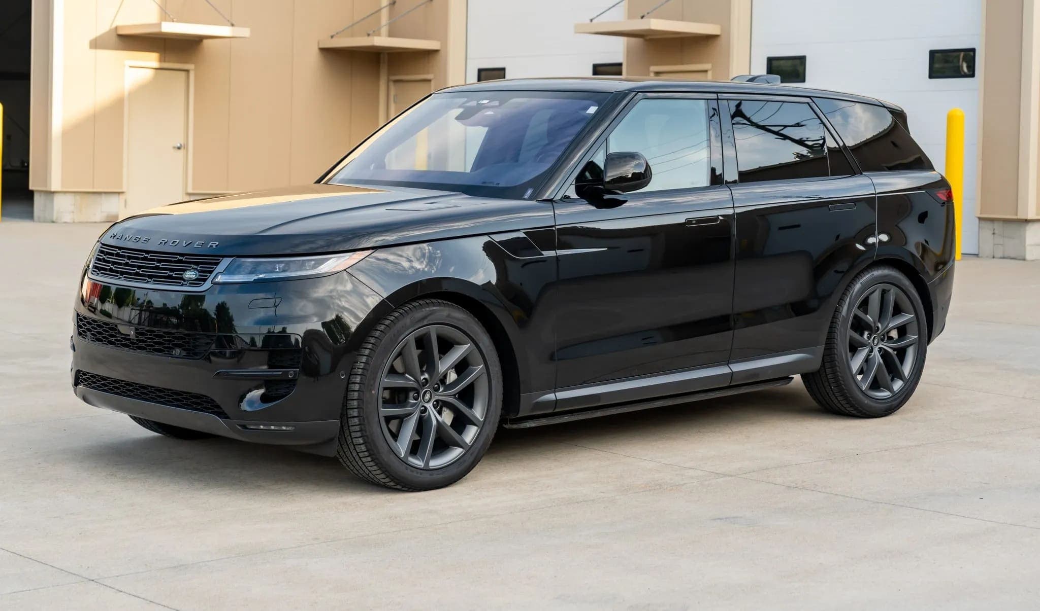 2023 Land Rover Range Rover Sport P360 SE, view