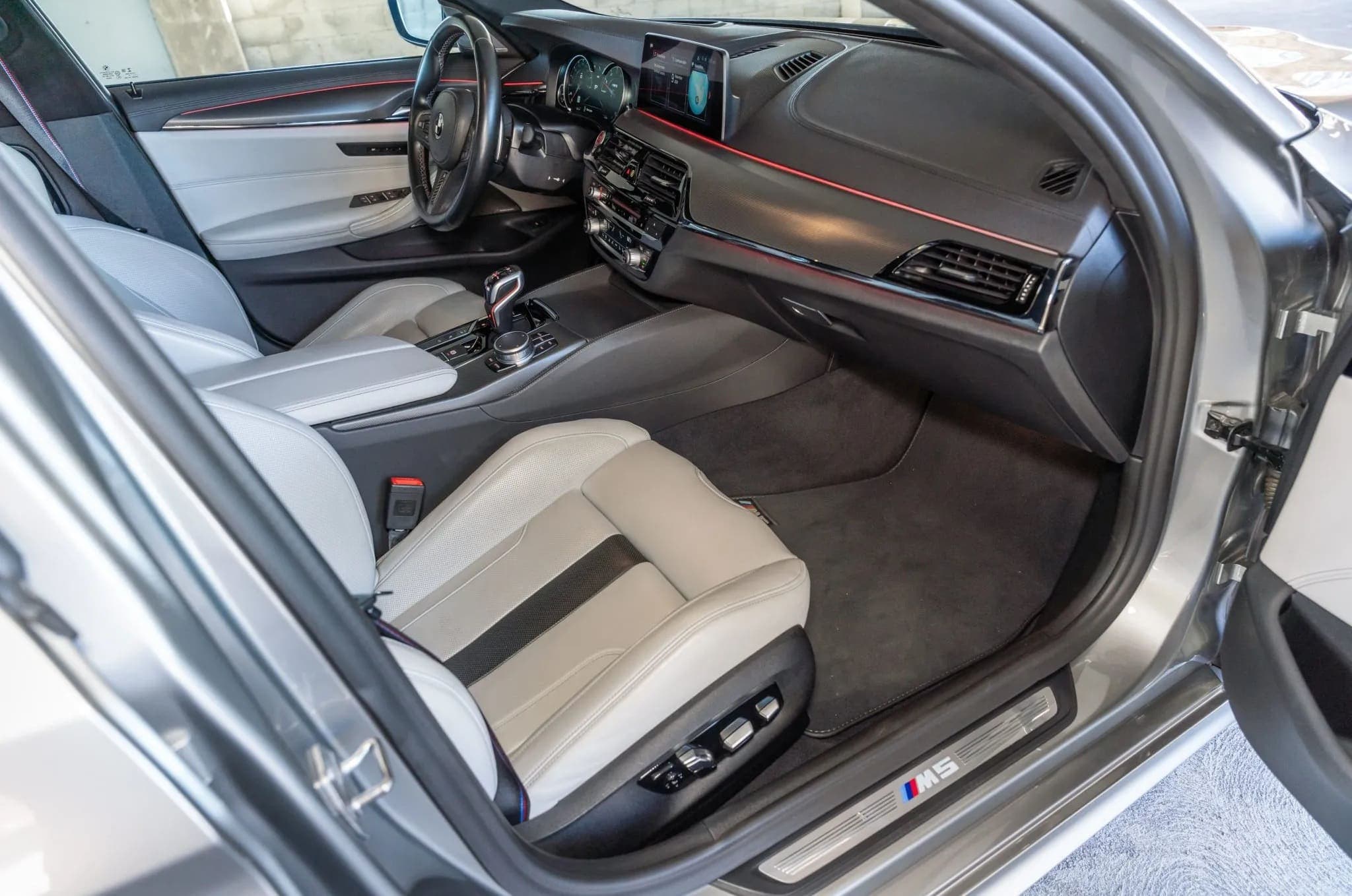 BMW M5 Competition, view