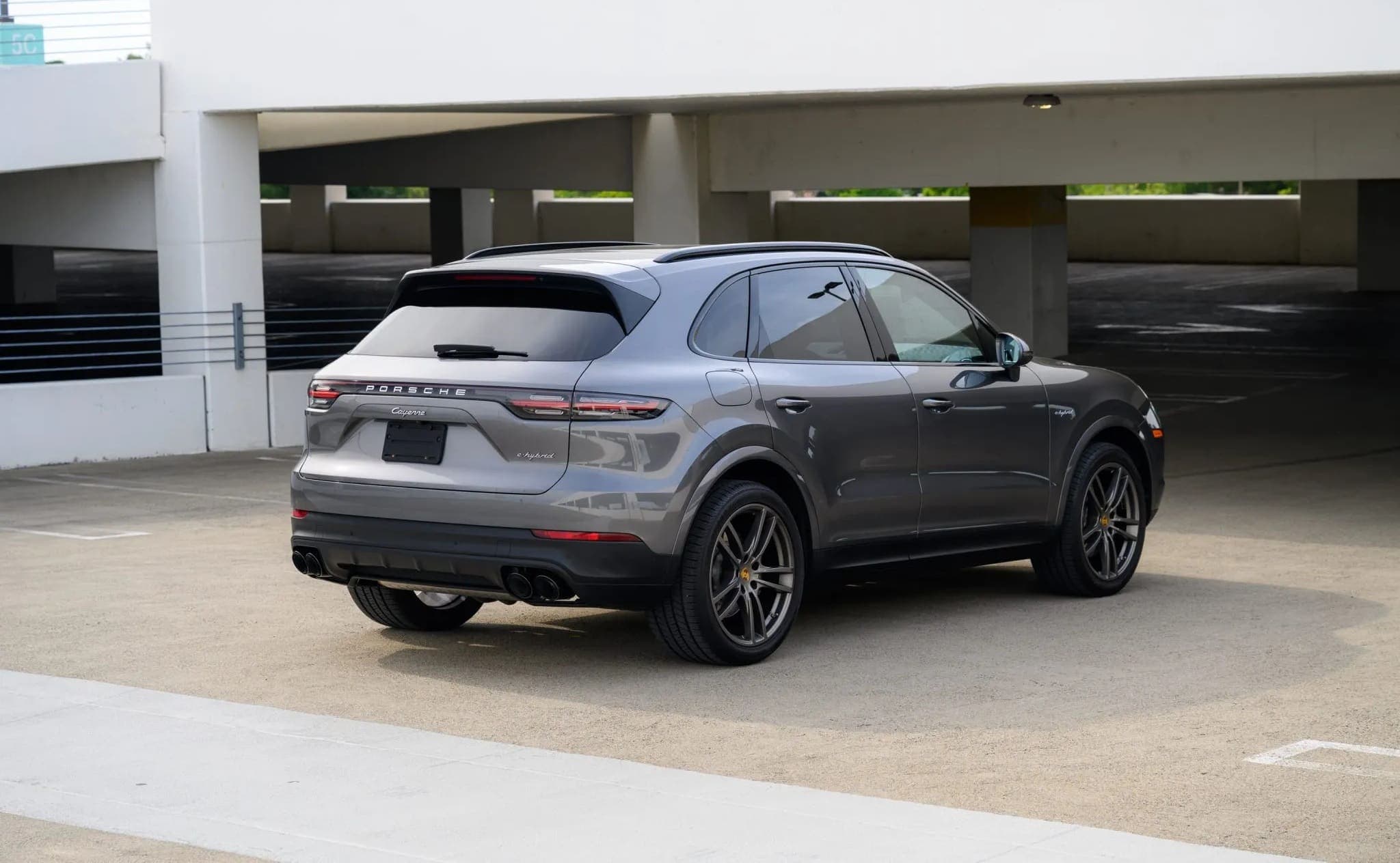 Porsche Cayenne E-Hybrid, view