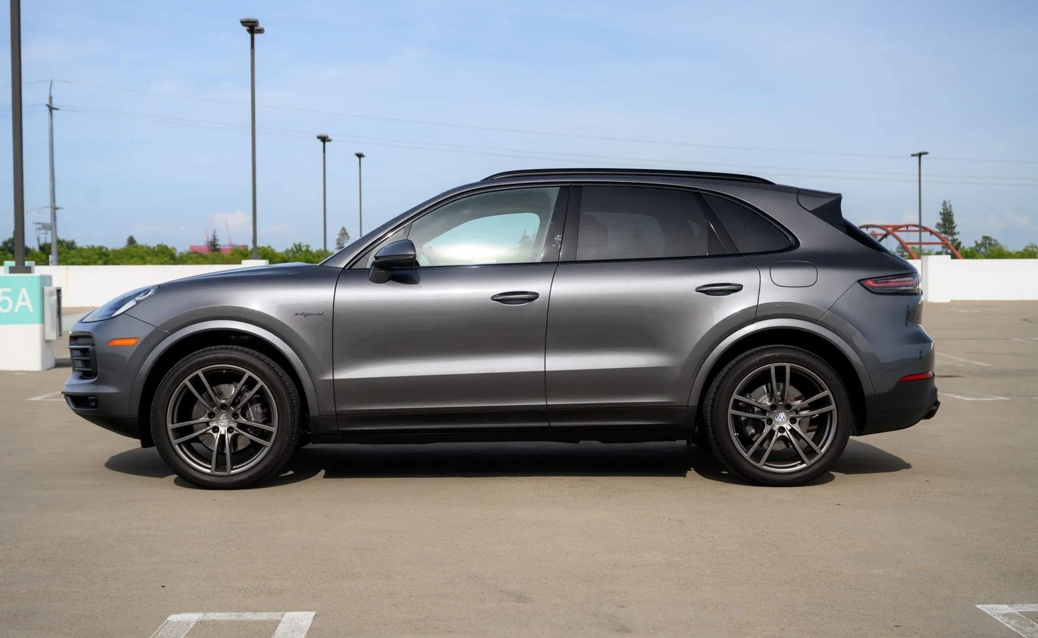 Porsche Cayenne E-Hybrid, view
