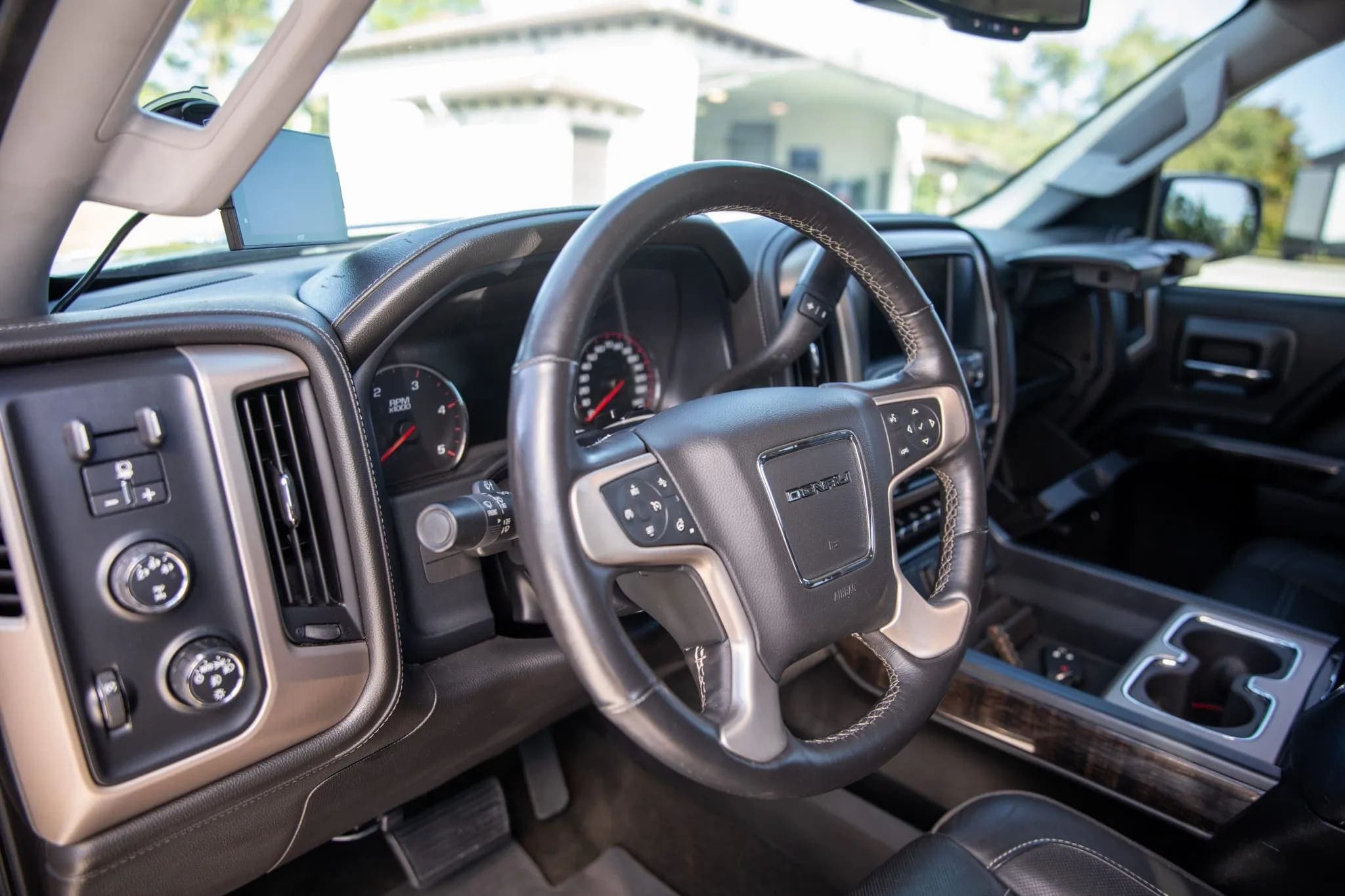 One-Owner, Modified 2016 GMC Sierra 2500HD Denali Crew Cab Duramax 4×4, view