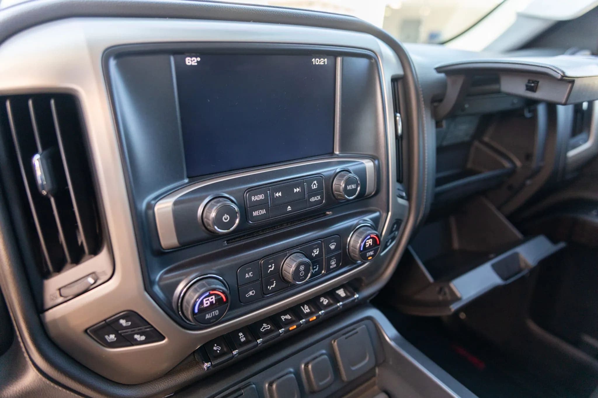 One-Owner, Modified 2016 GMC Sierra 2500HD Denali Crew Cab Duramax 4×4, view
